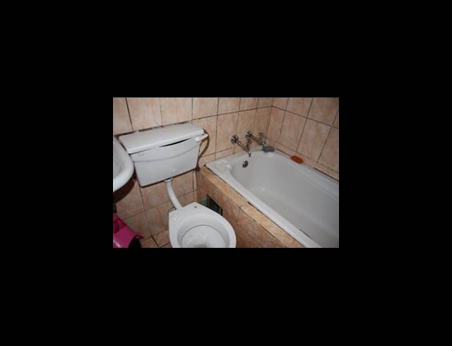 2 BEDROOM APARTMENT FOR SALE IN FLEURHOF